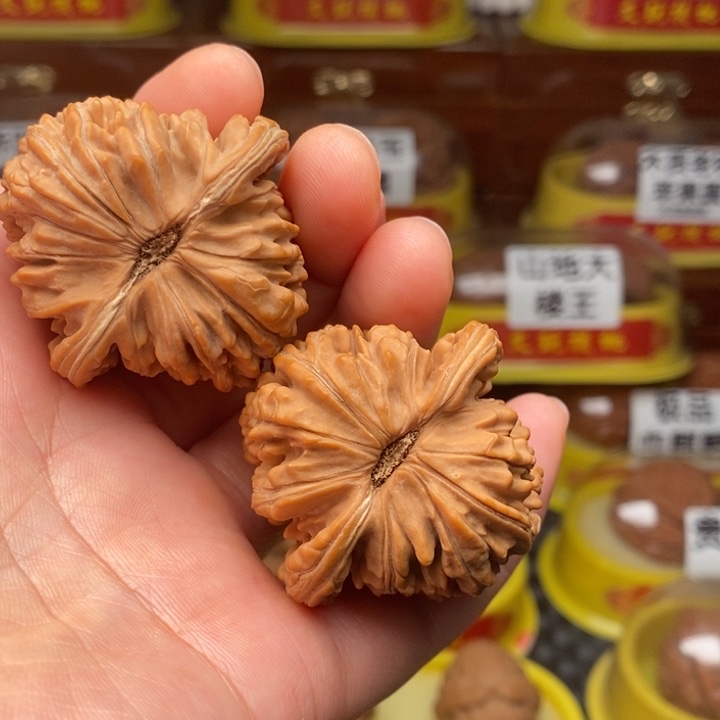 吊坠文玩核桃天水楼44尺51.9克