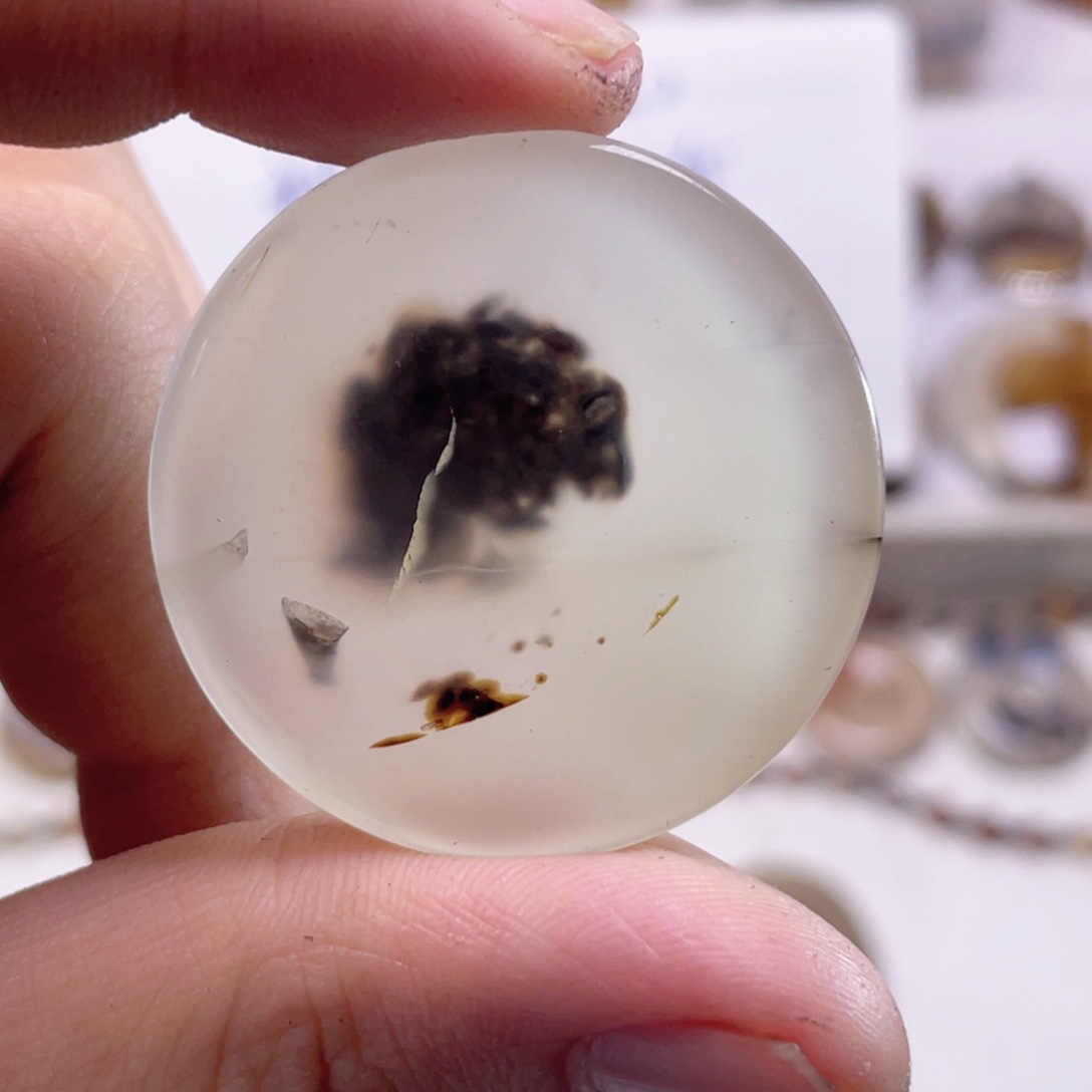 玛瑙/玉髓未镶嵌珠宝奇石