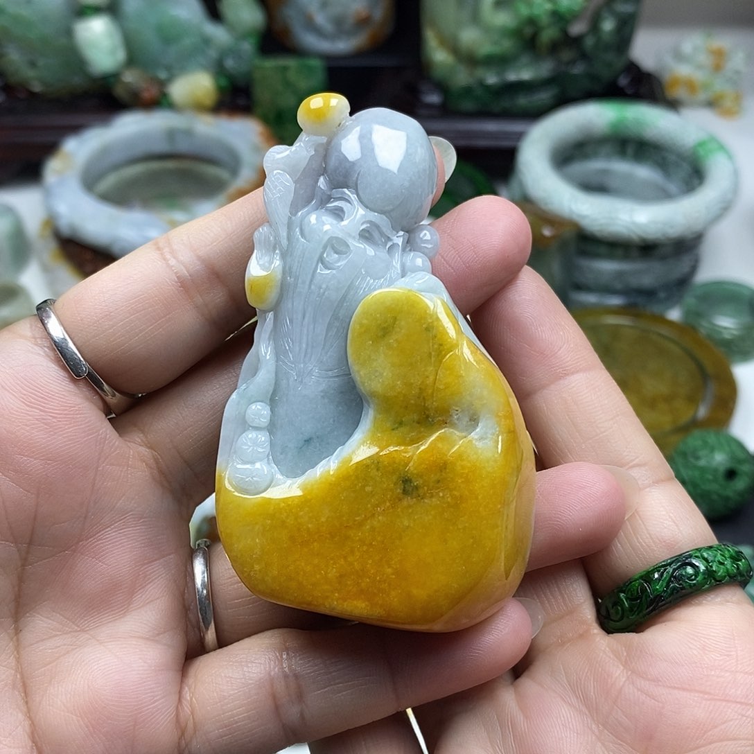 颈饰未镶嵌翡翠紫**雨牌子