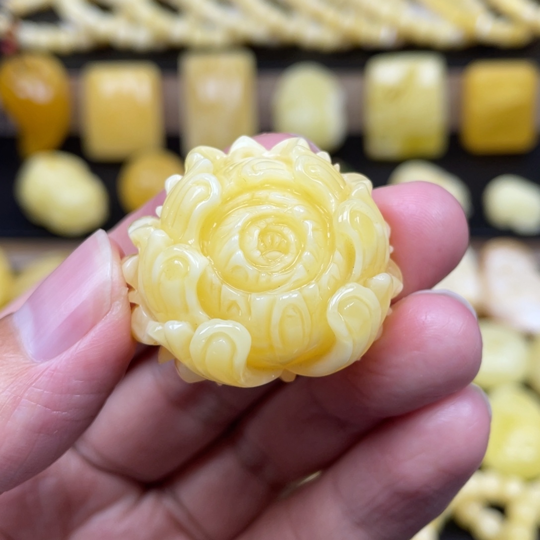 琥珀未镶嵌裸石琥珀蜜蜡