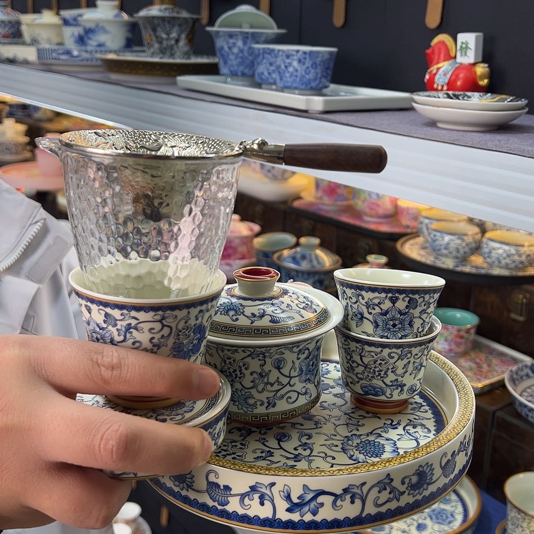 我们的目标是成为一个优秀的人
