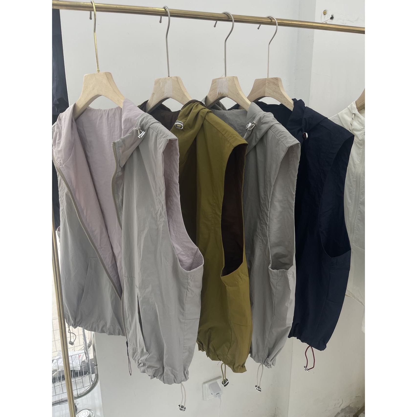 【主播推荐】女士正反两面穿马甲25322