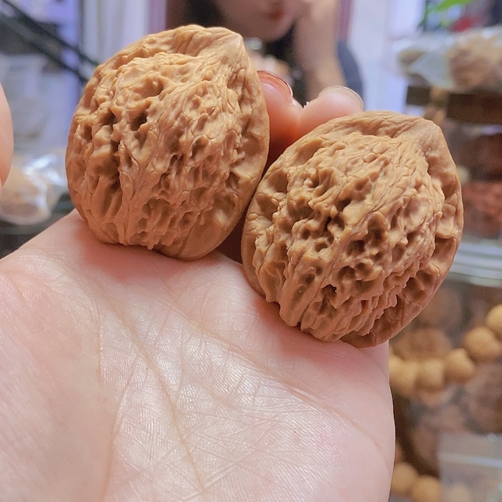 【闪购商品】文玩核桃把件39高桩功狮子