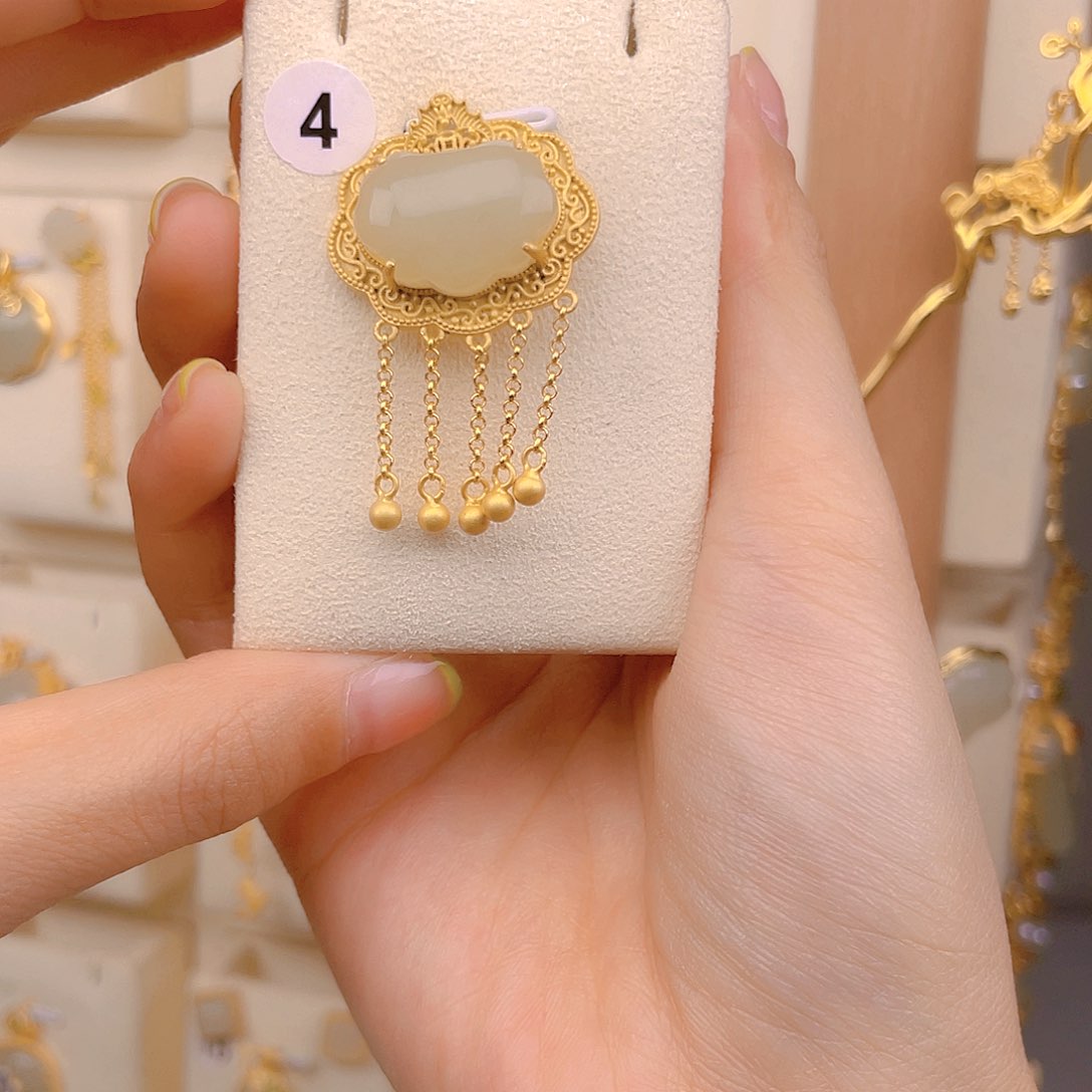 和田玉颈饰银S925镀金镶嵌