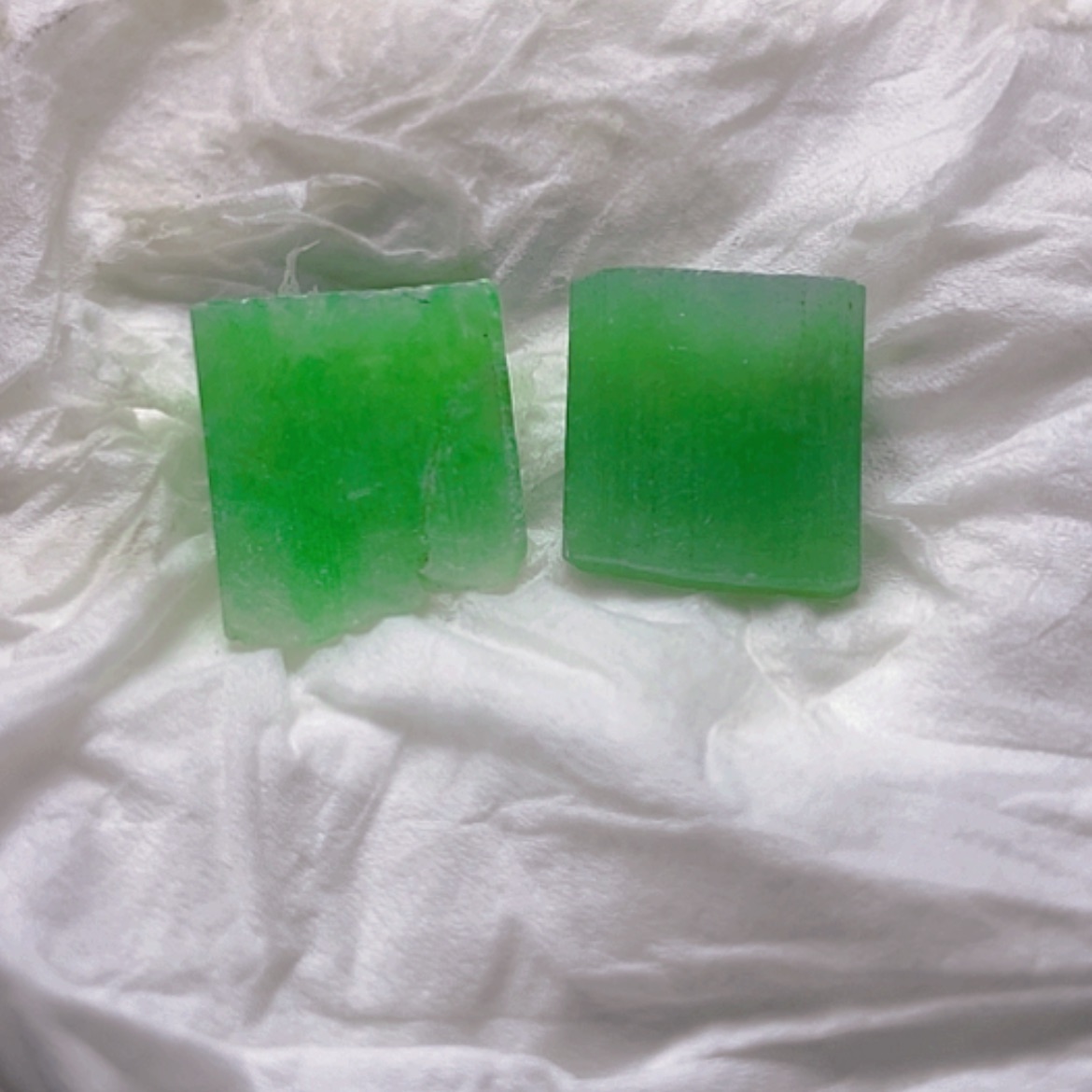 【闪购商品】翡翠颈饰未镶嵌A货