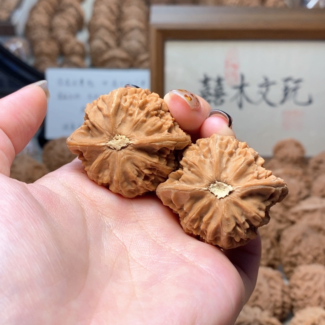 搁***里把件文玩核桃111111111111