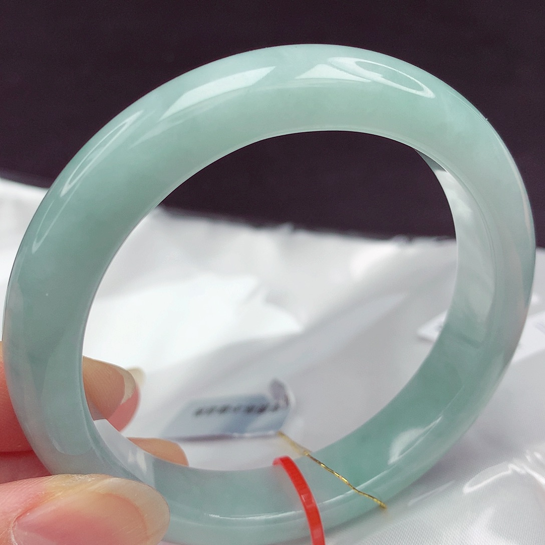 翡翠未镶嵌手镯5657圈338