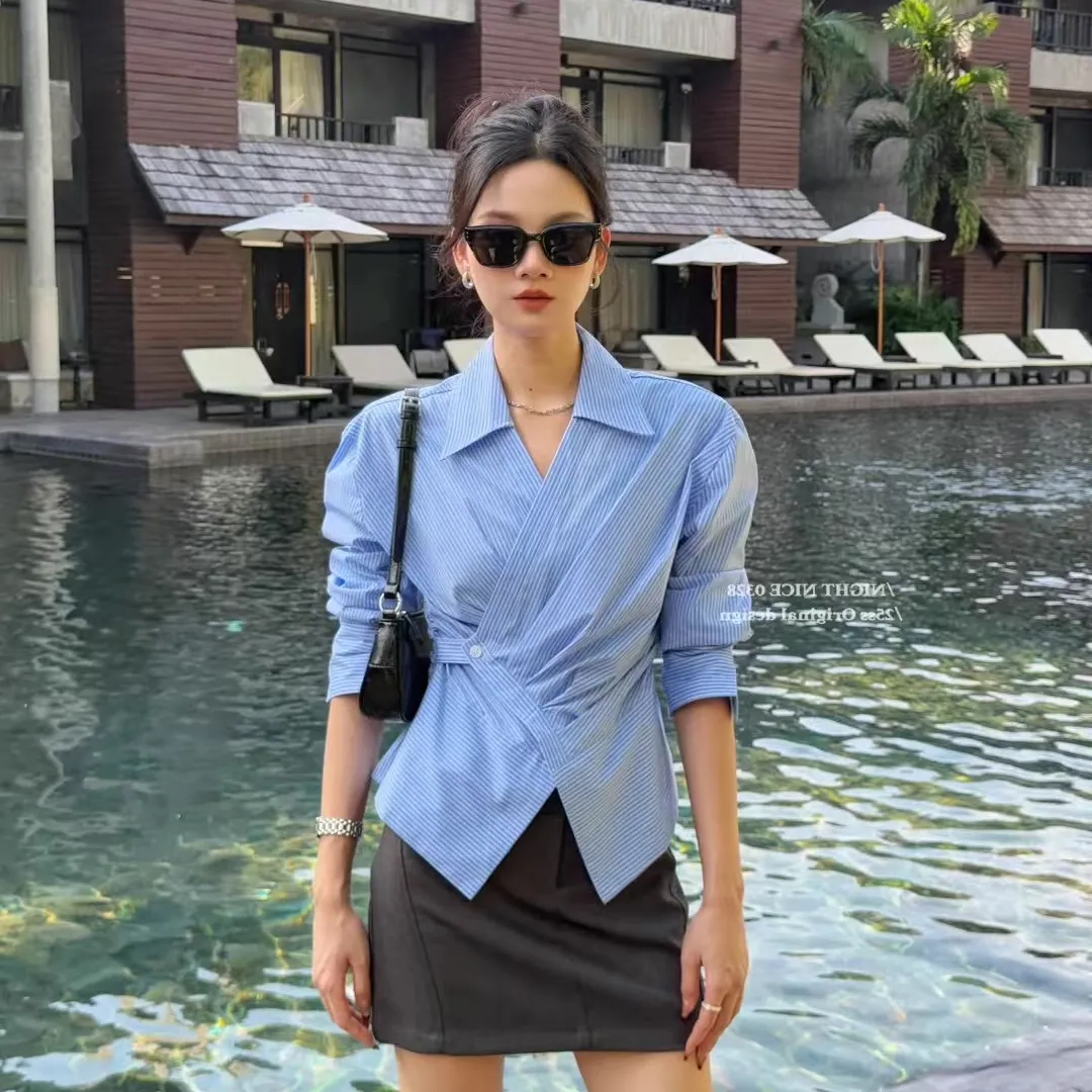 2025春夏衬衫女新款翻领长袖条纹遮肚显瘦上衣衬衣气质条纹衬衫女