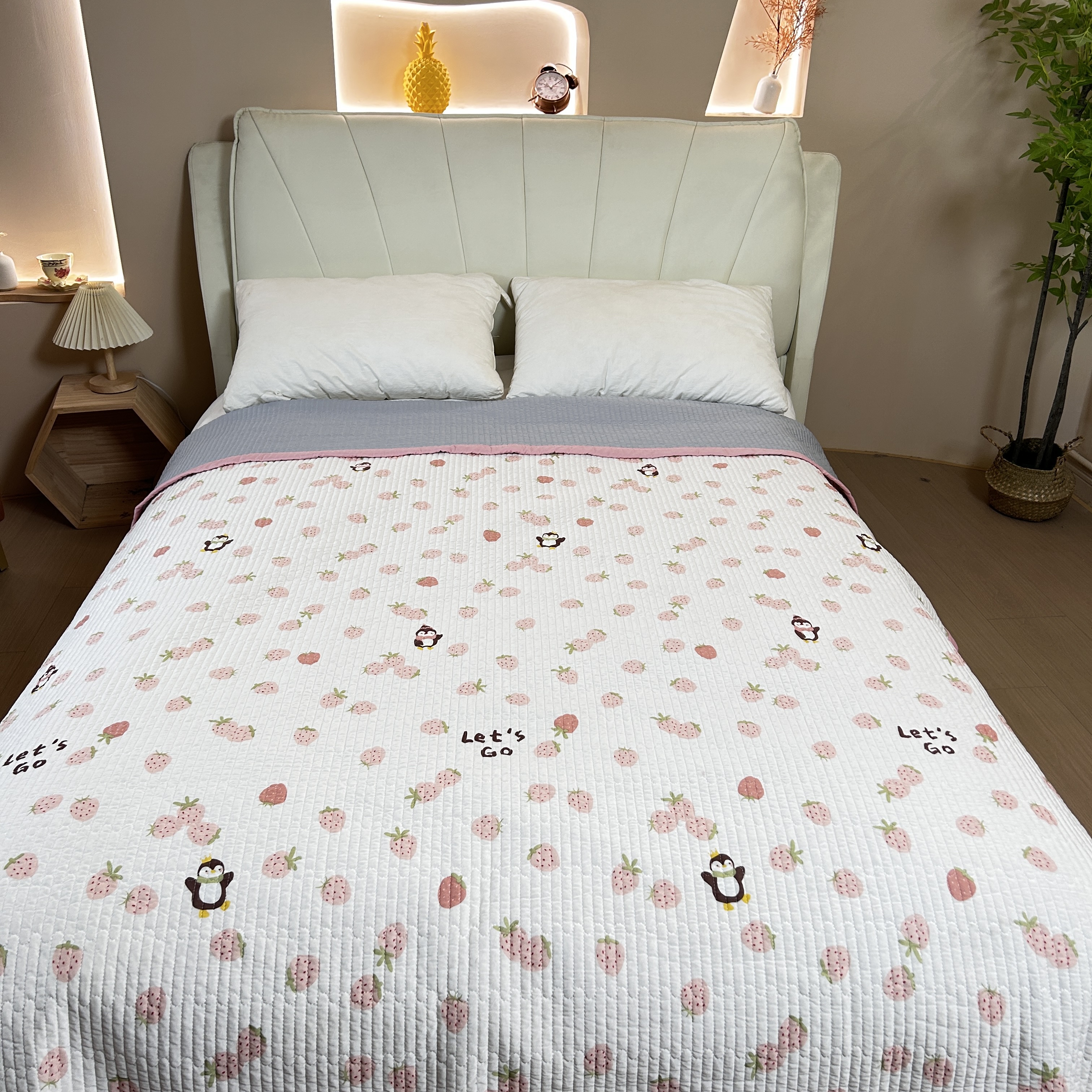  （企鹅草莓）200*230小清新四季床盖凉感丝床盖
