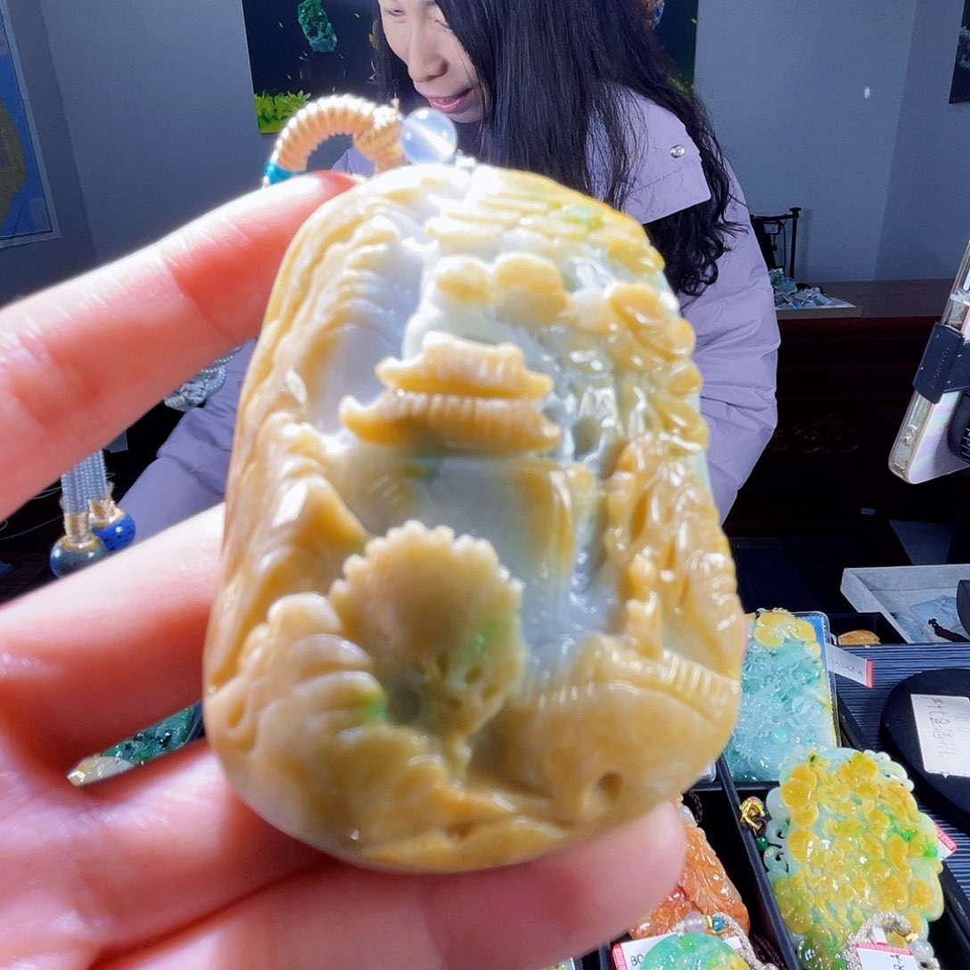 颈饰未镶嵌翡翠翡翠