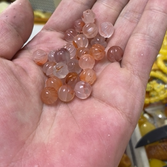 南红玛瑙未镶嵌吊坠多样性发货2个