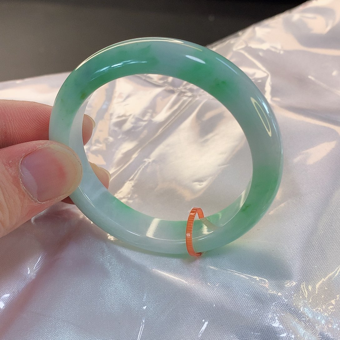 翡翠手镯未镶嵌111天然翡翠A货