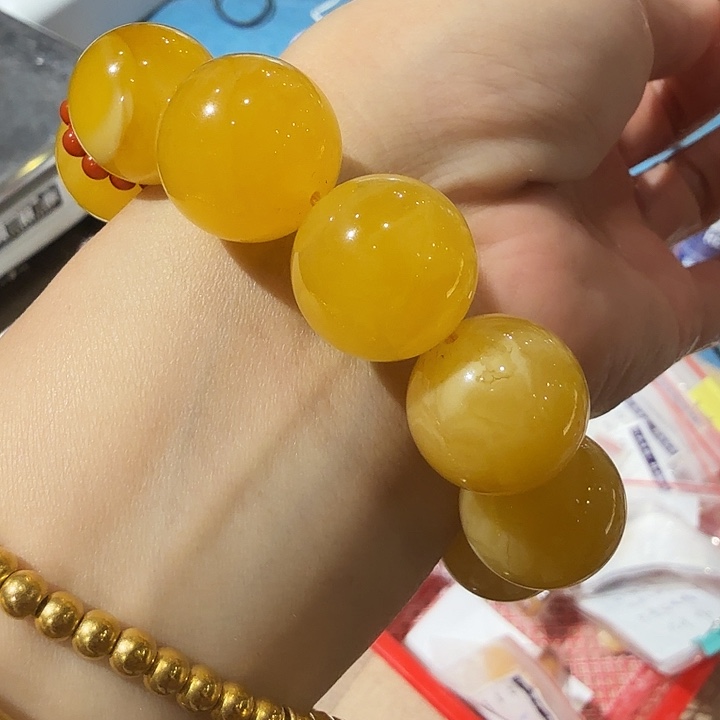 定制琥珀未镶嵌蜜蜡