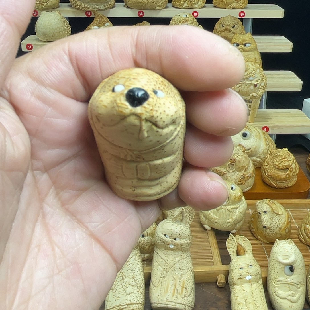 正***桦竹竹根雕小狗手把件