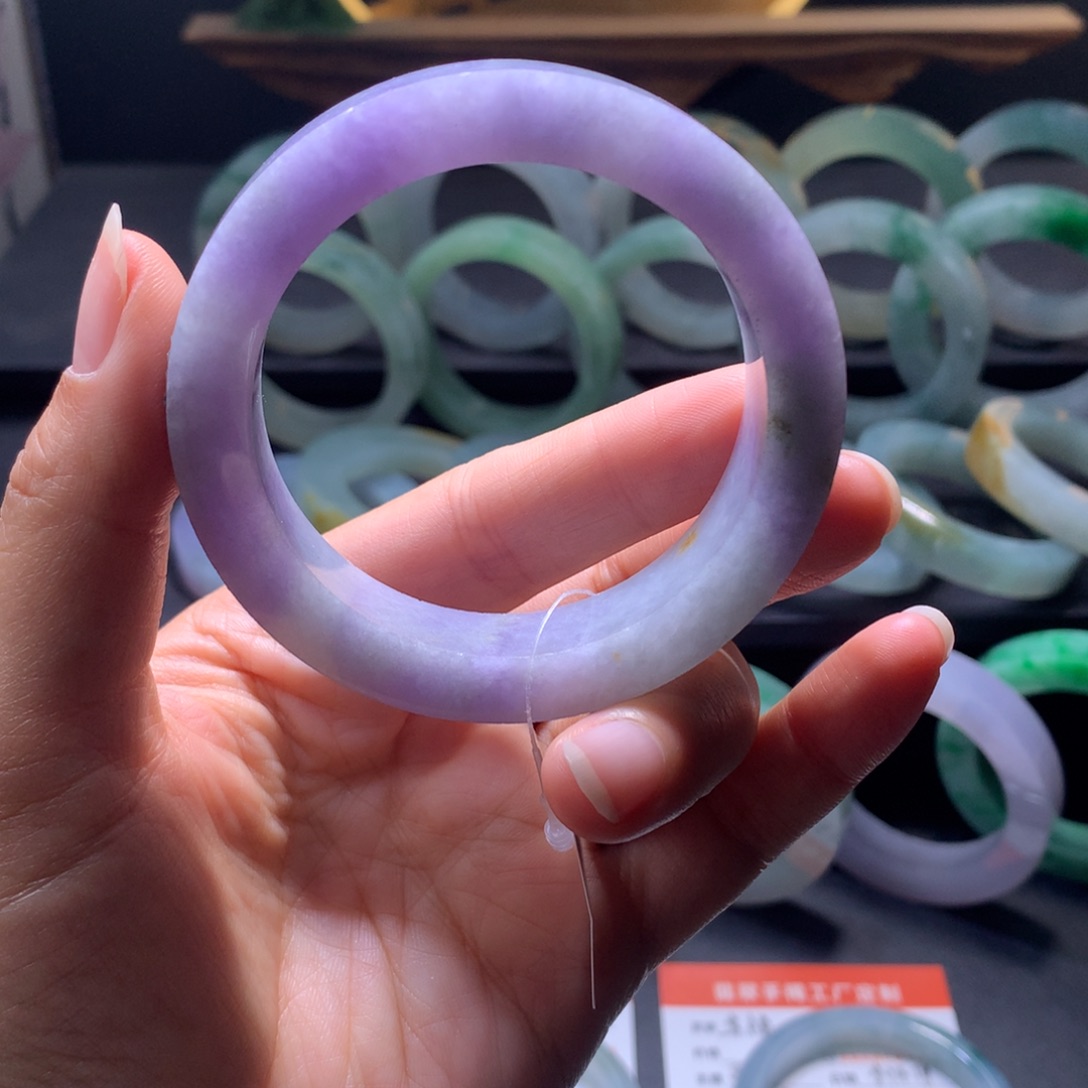 定制翡翠未镶嵌翡翠手镯