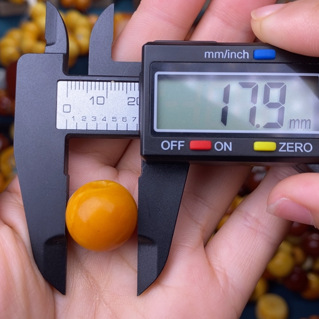 未镶嵌蜜蜡裸石蜜蜡