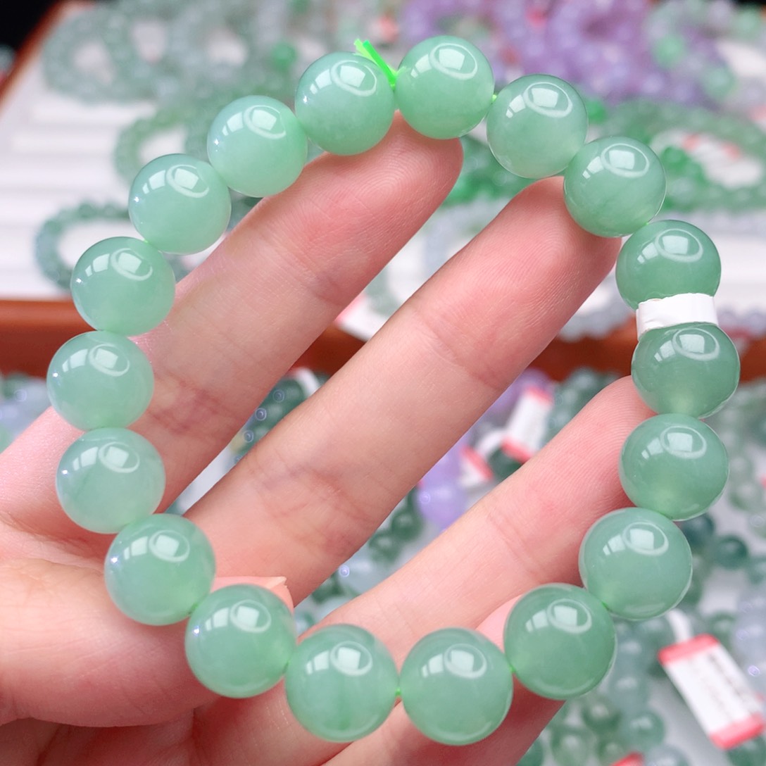 翡翠手链未镶嵌翡翠10.5mm