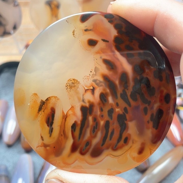 玛瑙/玉髓吊坠未镶嵌