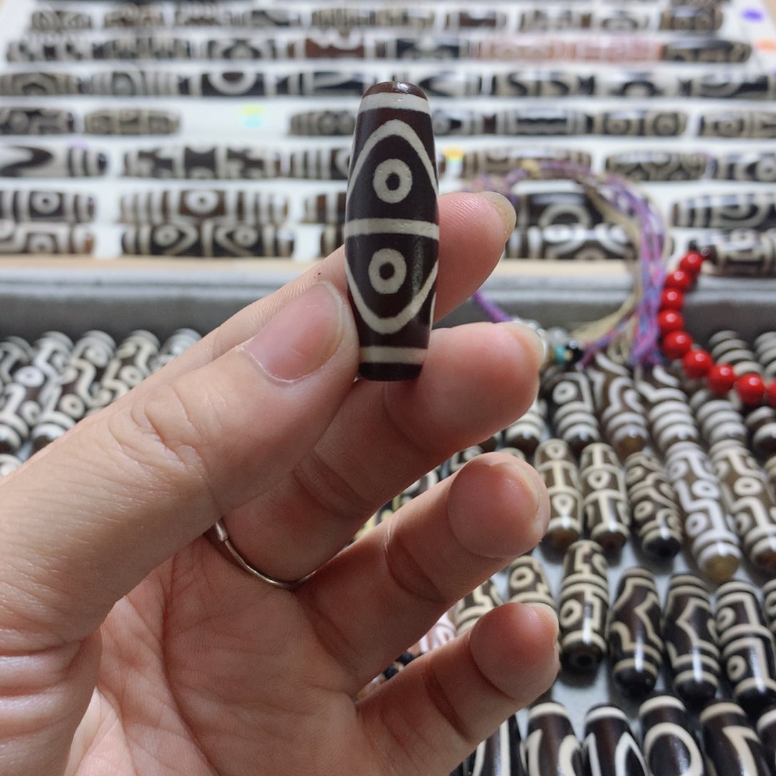 未镶嵌颈饰玛瑙/玉髓6*