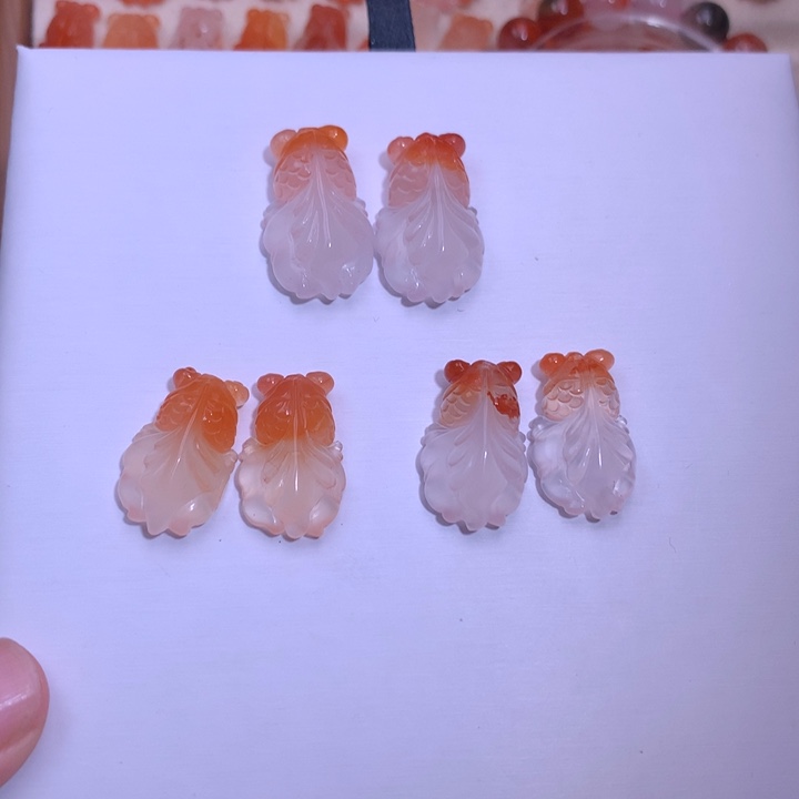 盛***瑰南红玛瑙未镶嵌珠宝半成品鸿运当头金鱼