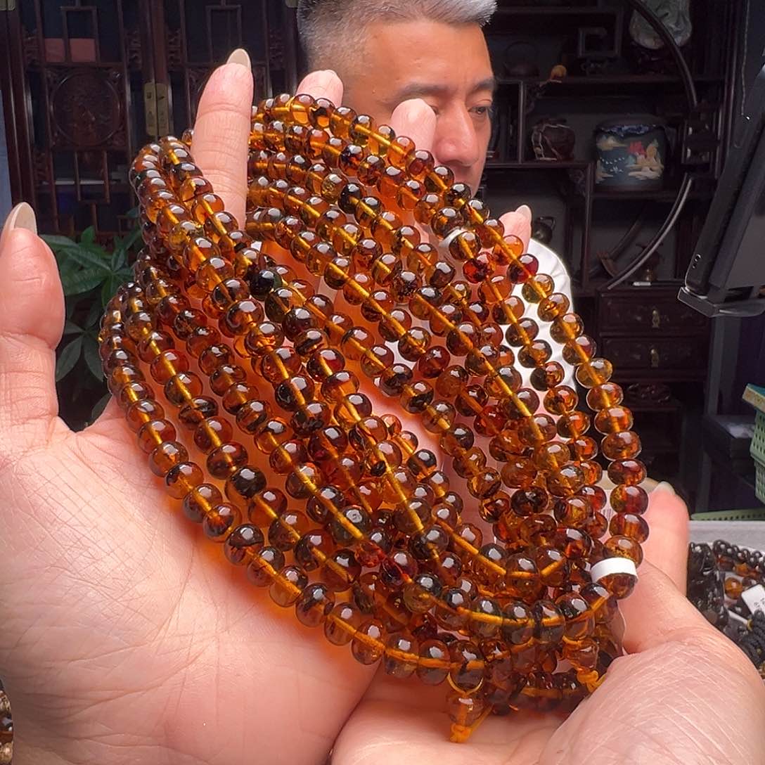 未镶嵌琥珀裸石抚顺琥珀20471八多样性发其一