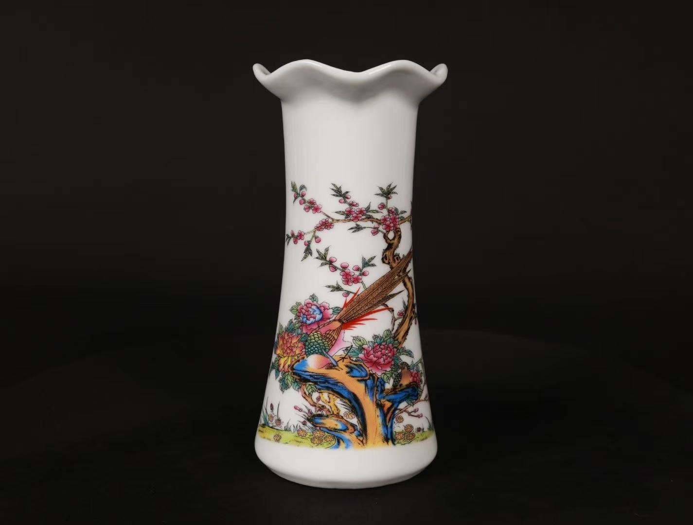 粉彩喜上眉梢图花觚花瓶（小八一专属个人防火墙会员安全88到）