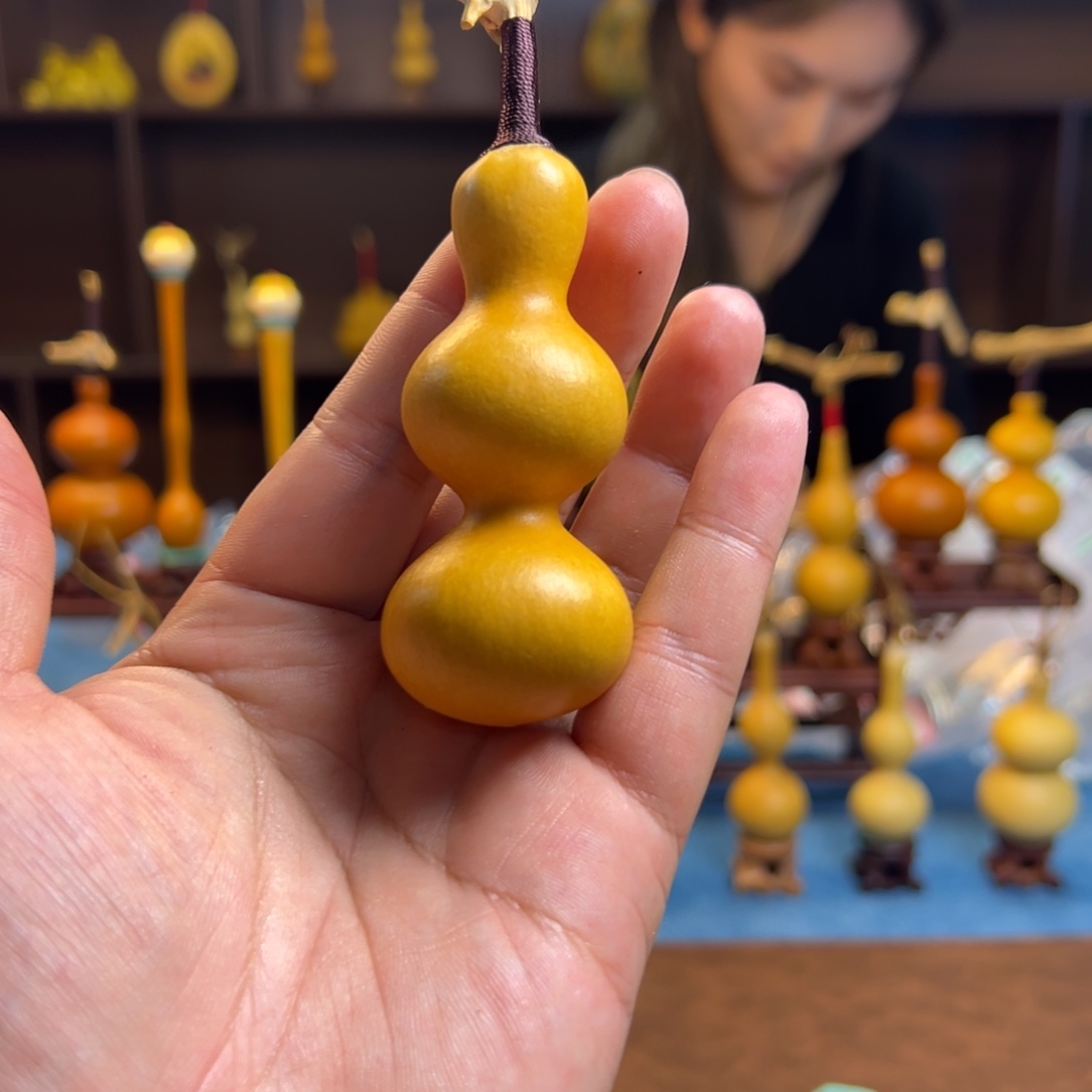 我在外面吃饭了啊你在干吗