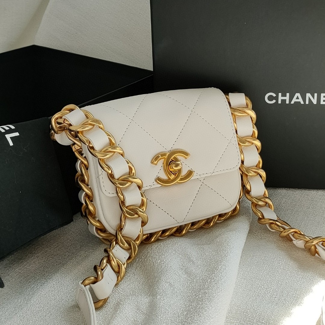 95新 Chanel/香奈儿 Azul - 21k白色羊皮金扣时尚斜挎小包 37601 