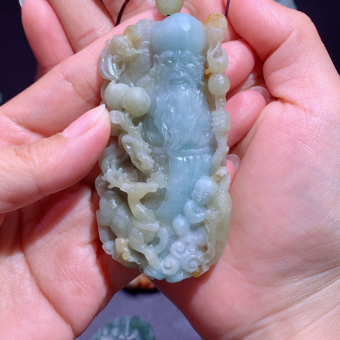 孤***虎定制翡翠未镶嵌翡翠