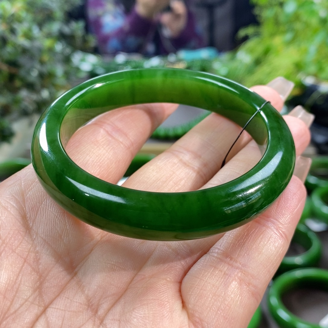 和田玉（碧玉）手镯未镶嵌