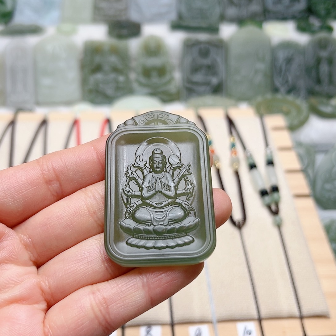 和田玉颈饰未镶嵌溧****店