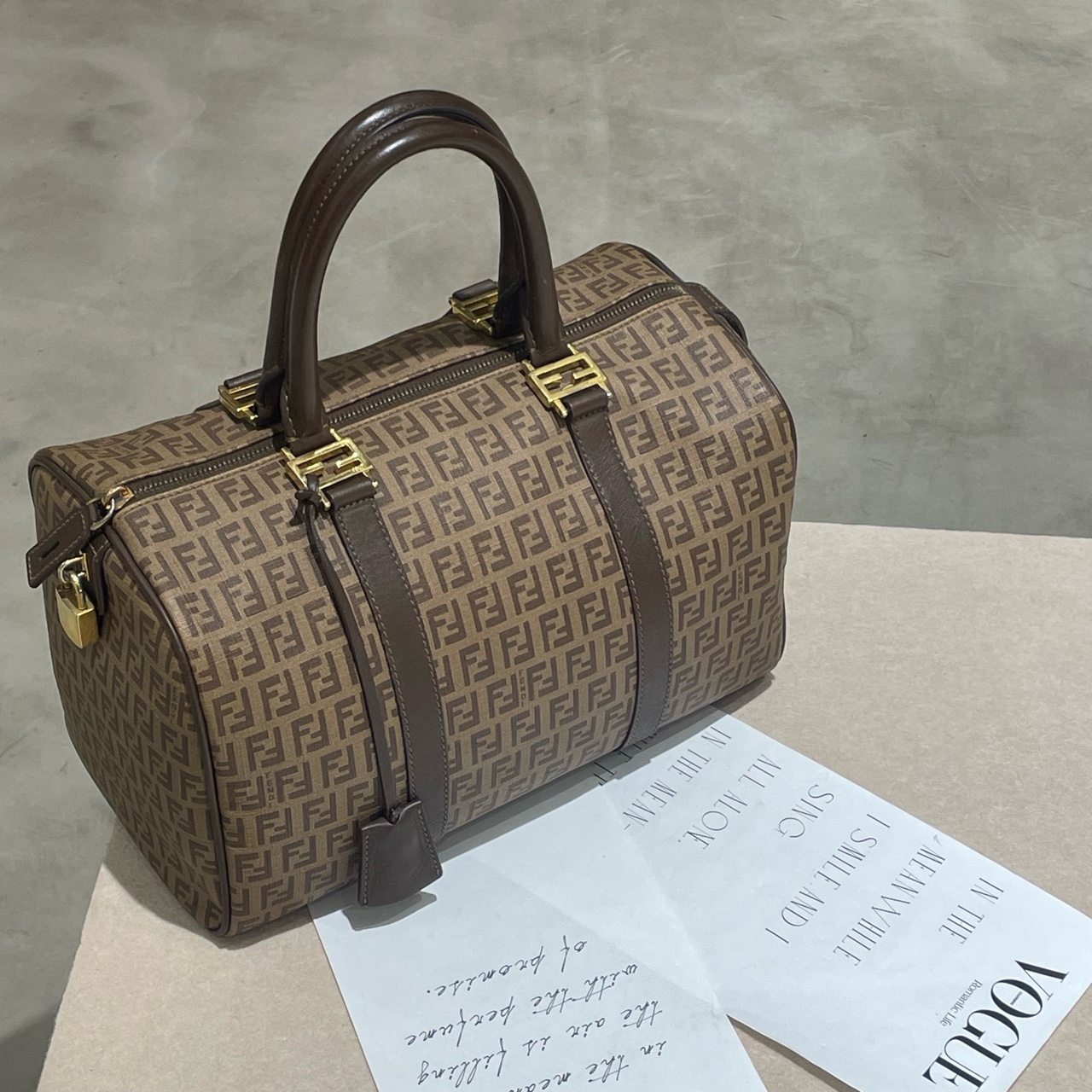 95新 FENDI/芬迪 FENDI芬迪 波士顿枕头包