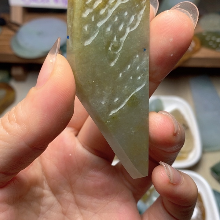 翡翠未镶嵌颈饰天然