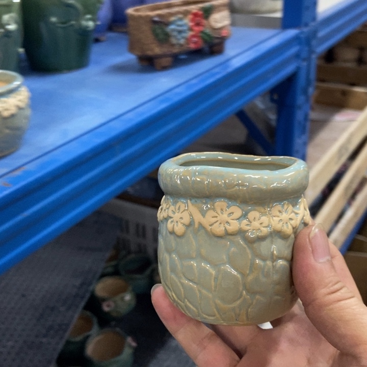 花盆单场满9.9发货7*7.5