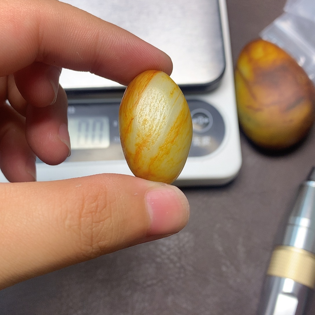 和田玉（糖玉）未镶嵌挂件