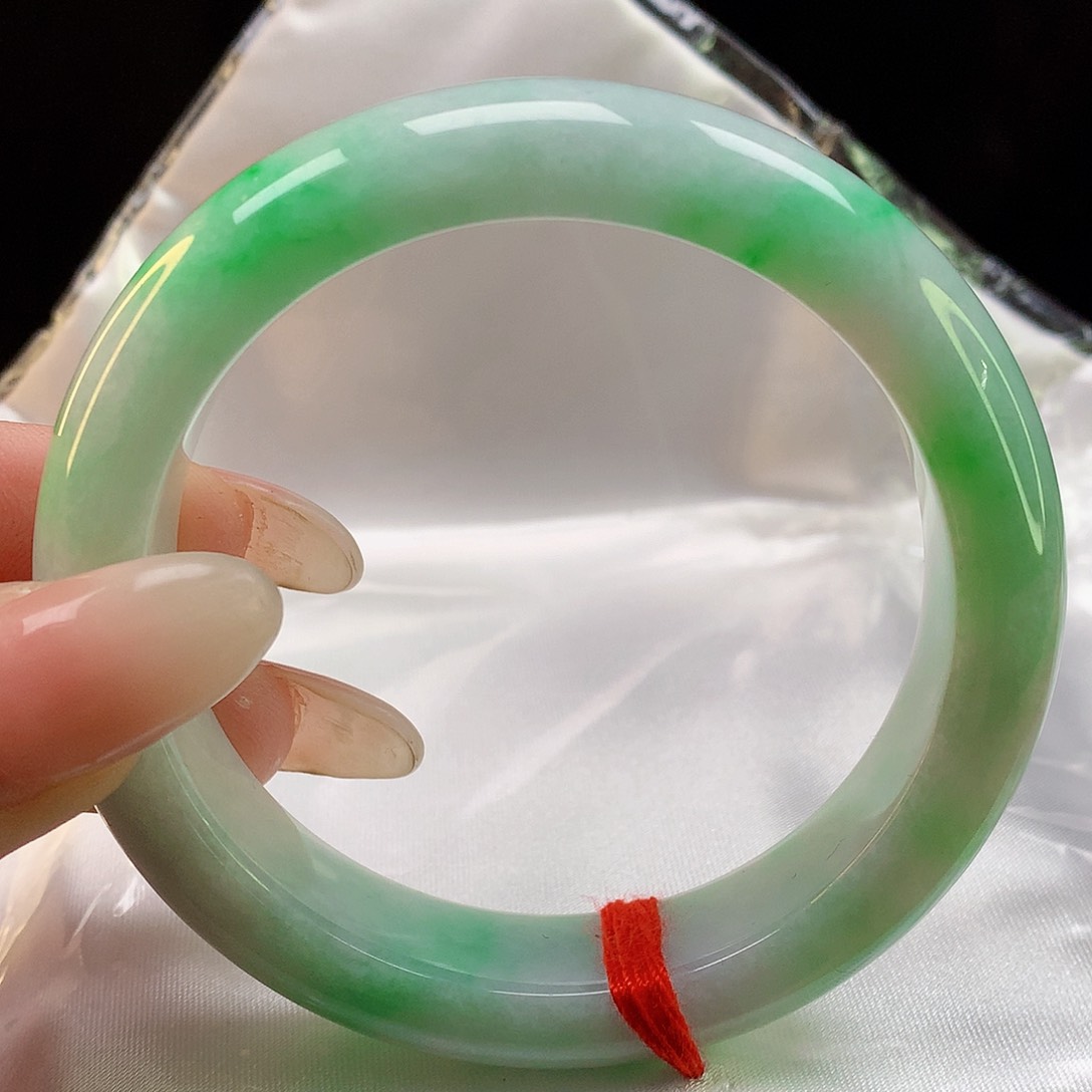 翡翠手镯未镶嵌天然翡翠1128