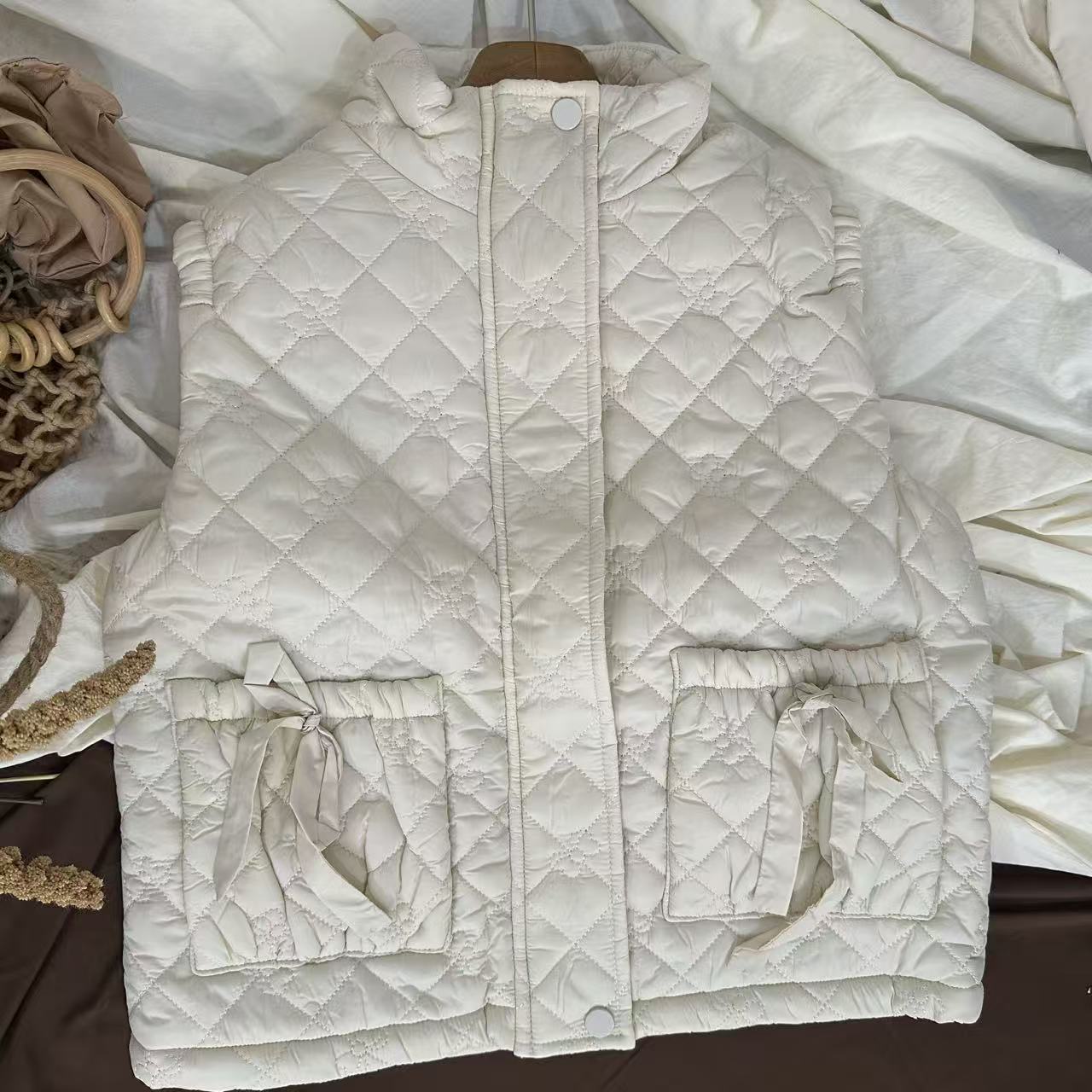 新款秋冬棉服马甲百搭蝴蝶结菱格马甲短款夹棉款韩版厚款冬季时尚