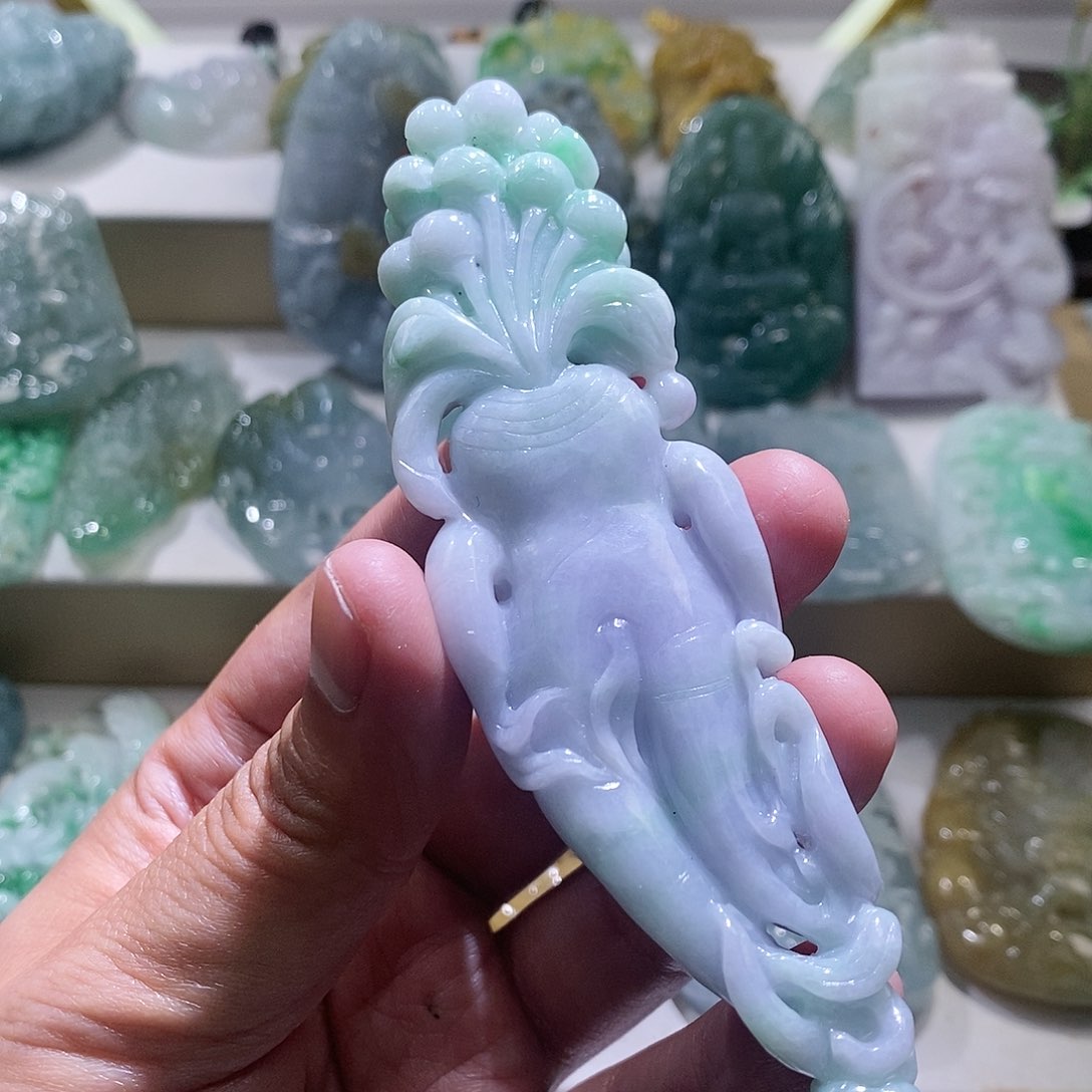 【闪购商品】翡翠颈饰未镶嵌人参