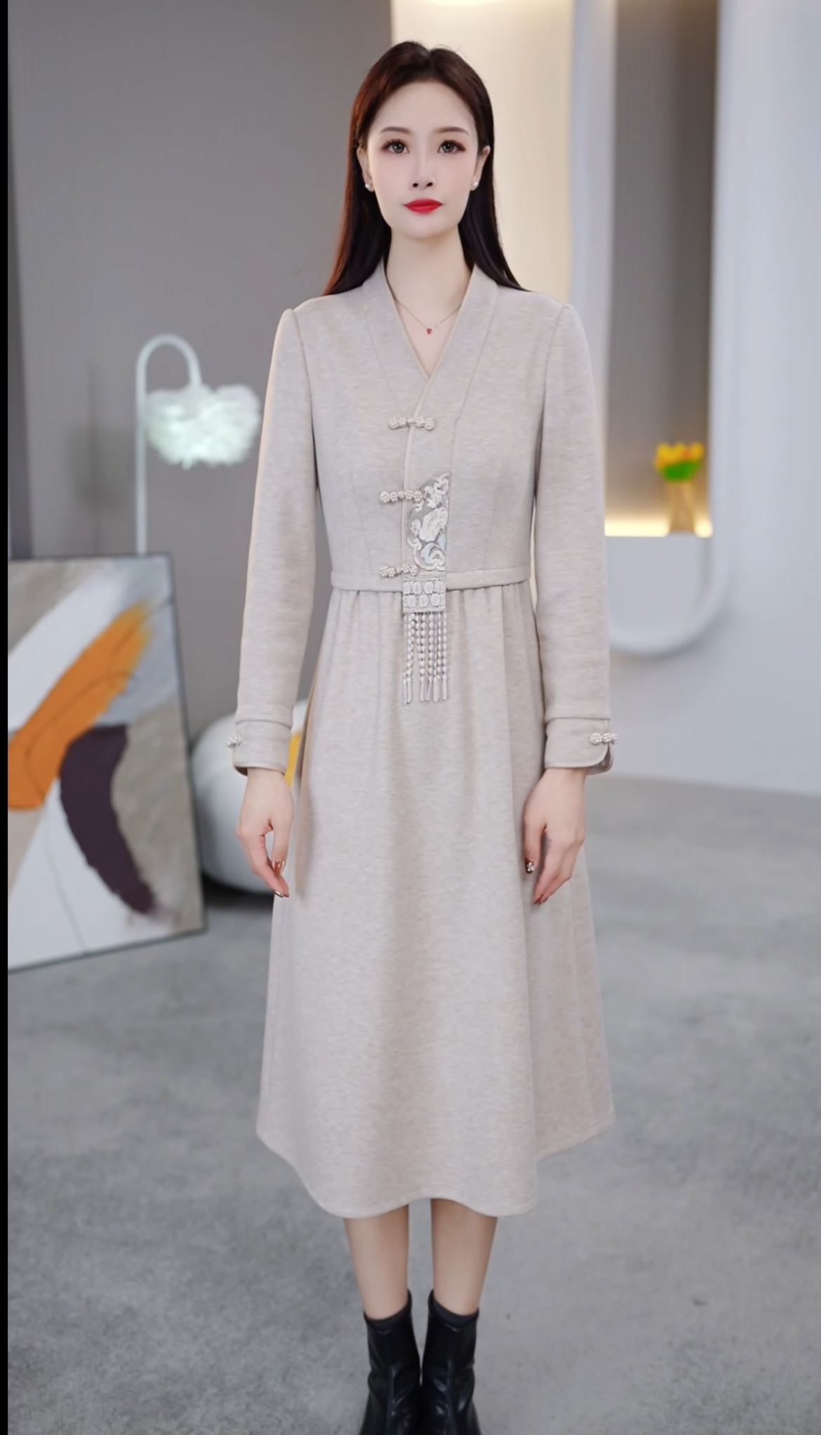 [依铭服饰] KK376#2025 百搭 时尚 显瘦 修身 气质 连衣裙