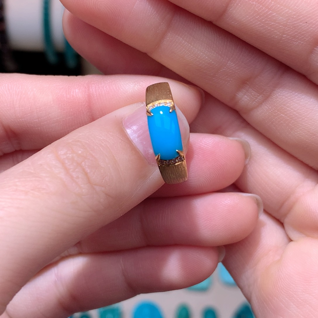 绿松石珠宝奇石18K金镶嵌