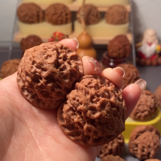 文玩核桃吊坠42白蛇谷