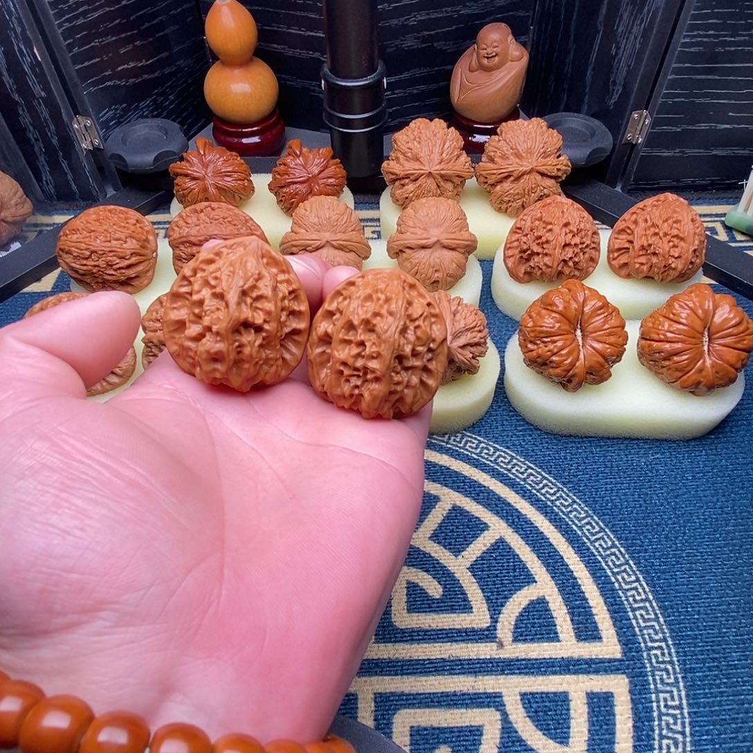 文玩核桃吊坠磐石39尺练手对