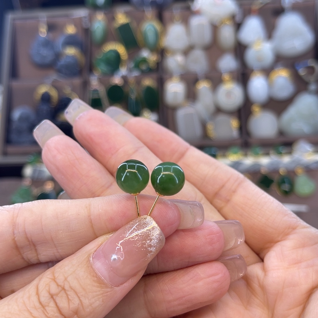 和田玉耳钉18K金镶嵌