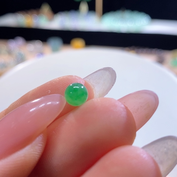 7***y翡翠未镶嵌吊坠(不含链)翡翠买断价（不退换）