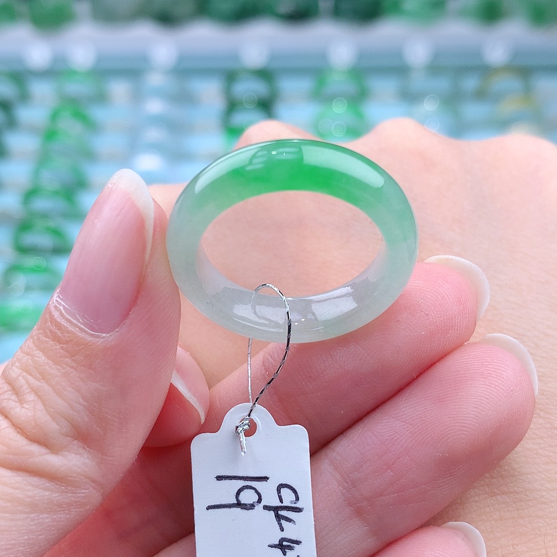 翡翠戒指未镶嵌A货缅甸翡翠