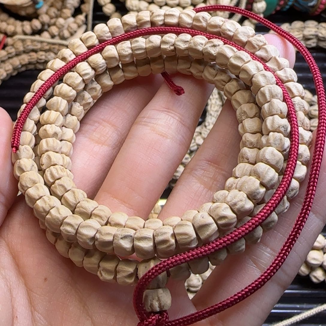 柏香籽/百香籽吊坠麦***股