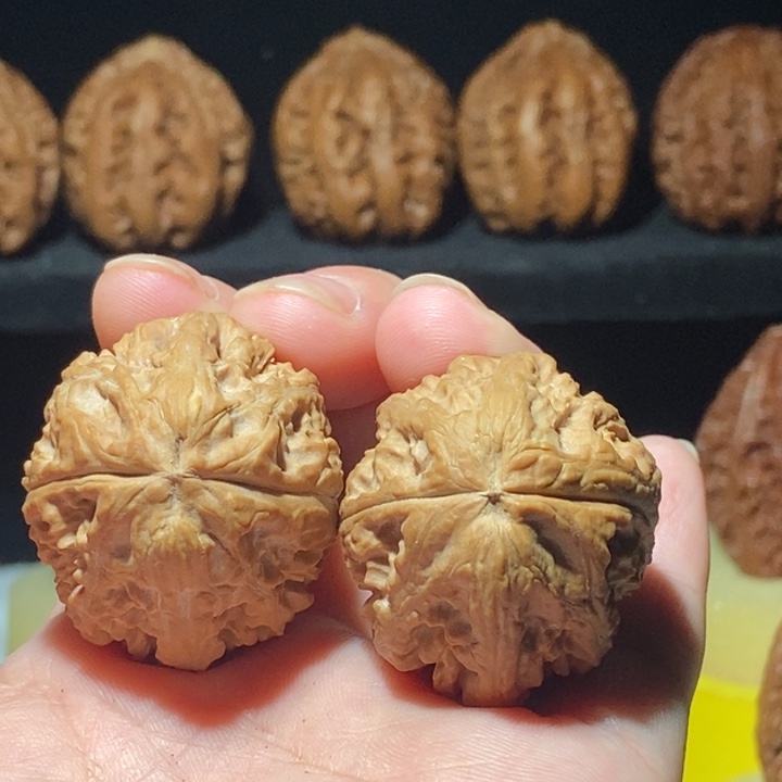 文玩核桃把件7号车