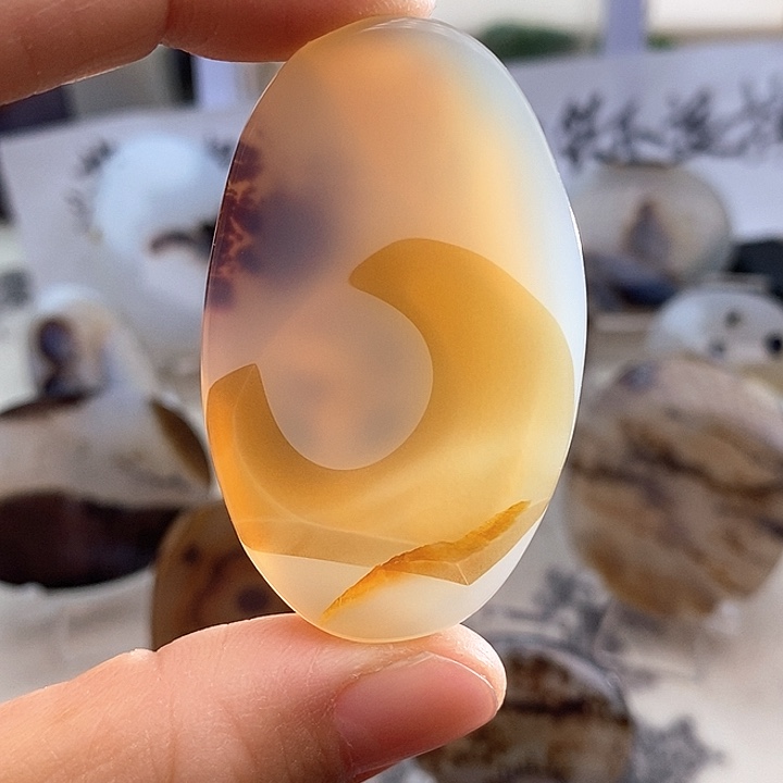 玛瑙/玉髓颈饰未镶嵌