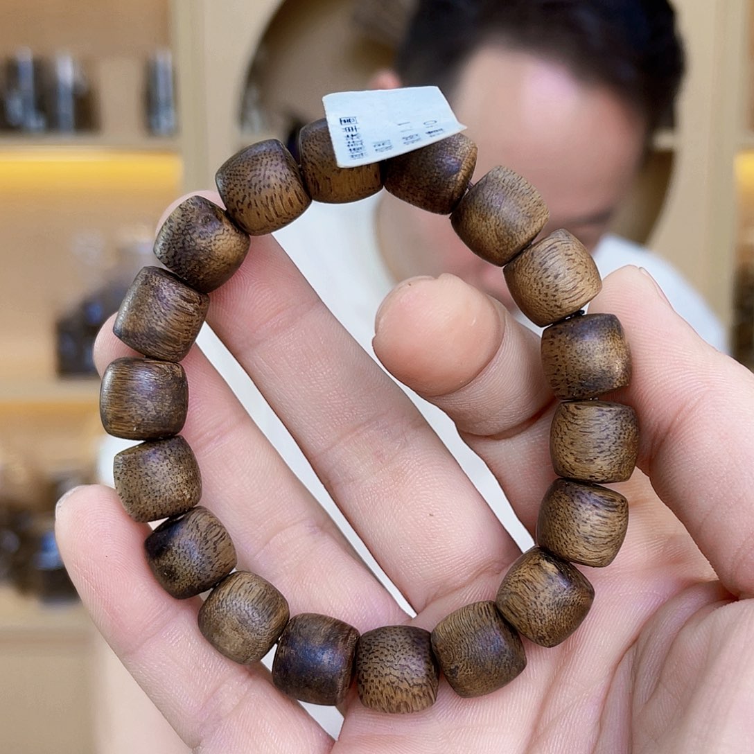 沉香碎屑沉香棋楠鼓珠单圈1.1/10克多样性发一