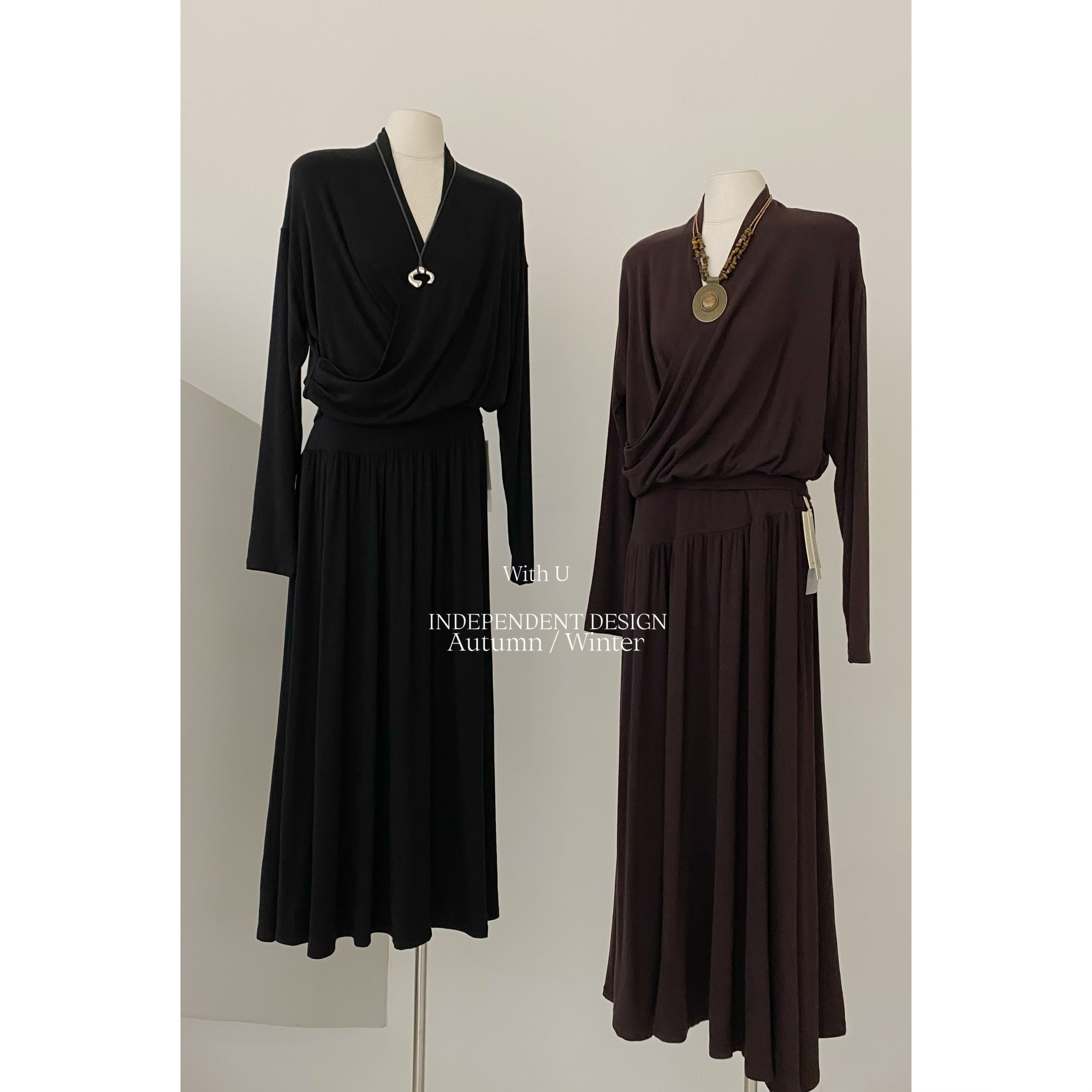 With U（9wt8259#)曼妙摇曳 交叉V领上衣+垂感半身裙套装9-823